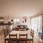וילה La Carpe Diem סרביון